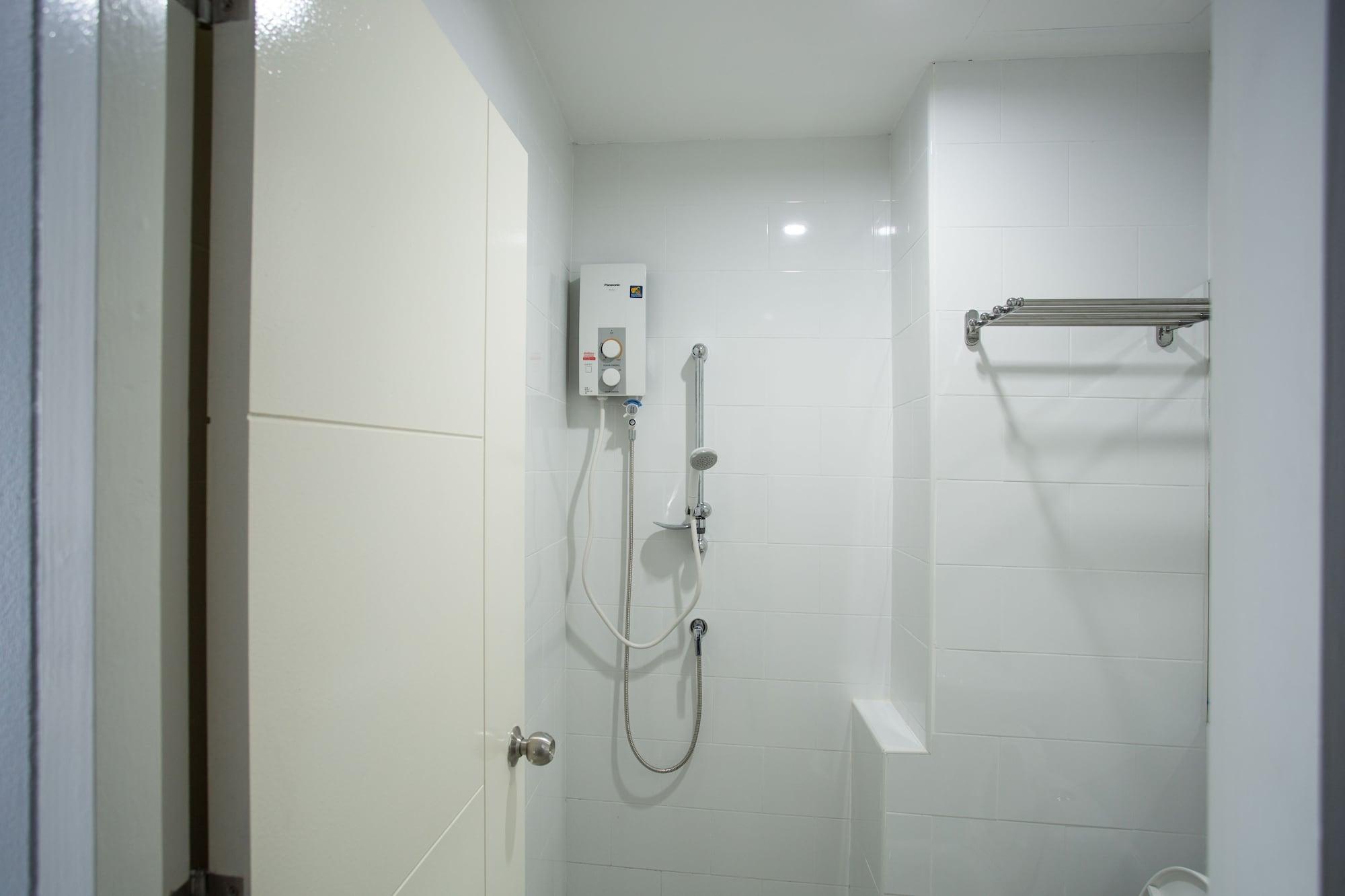 Twentynine Kv Apartel Nonthaburi Zewnętrze zdjęcie